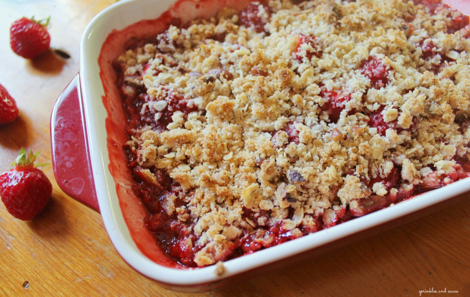 strawberry rhubarb crumble (2)