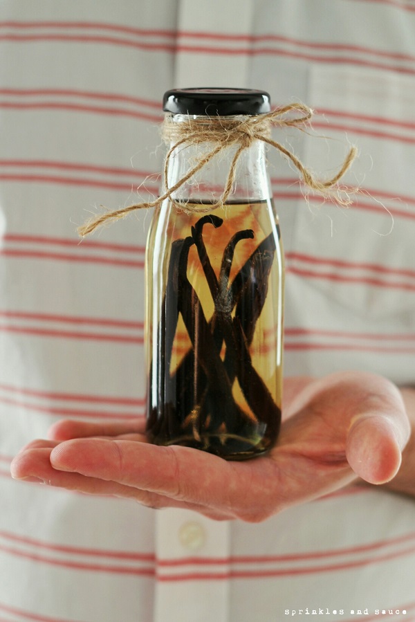 Homemade Vanilla Extract